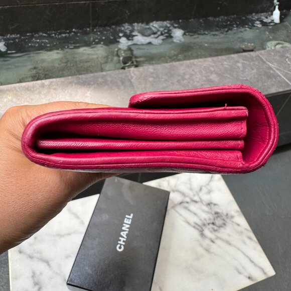 CHANEL Pink Camellia Lamb Leather Flap Wallet COA - Full Set - Picture 11 of 13